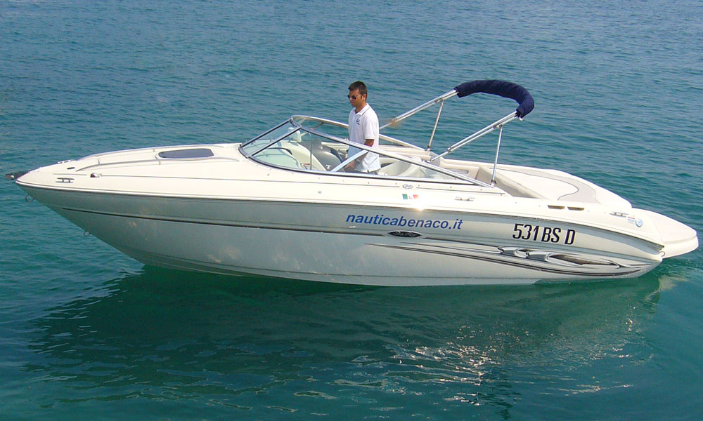 Sea Ray 220 Sse To Hire